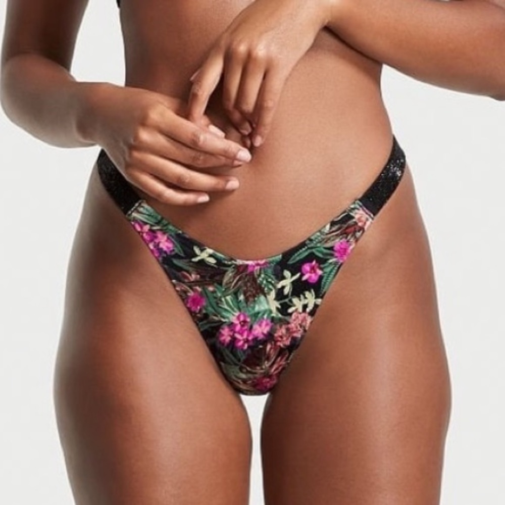 NWT Victoria’s Secret shine strap Brazilian cut Palm print bikini bottom sz S